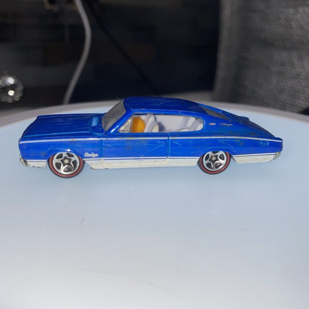 Hot Wheels - 1967 Dodge Charger - Kmart 50' Track Pak Exclusive - Redlines -Rare